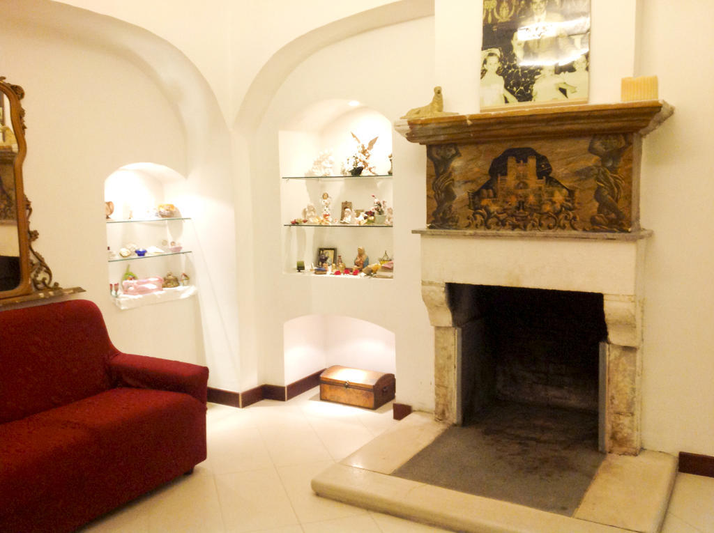 B&B Palazzo Della Torre Peschici Extérieur photo