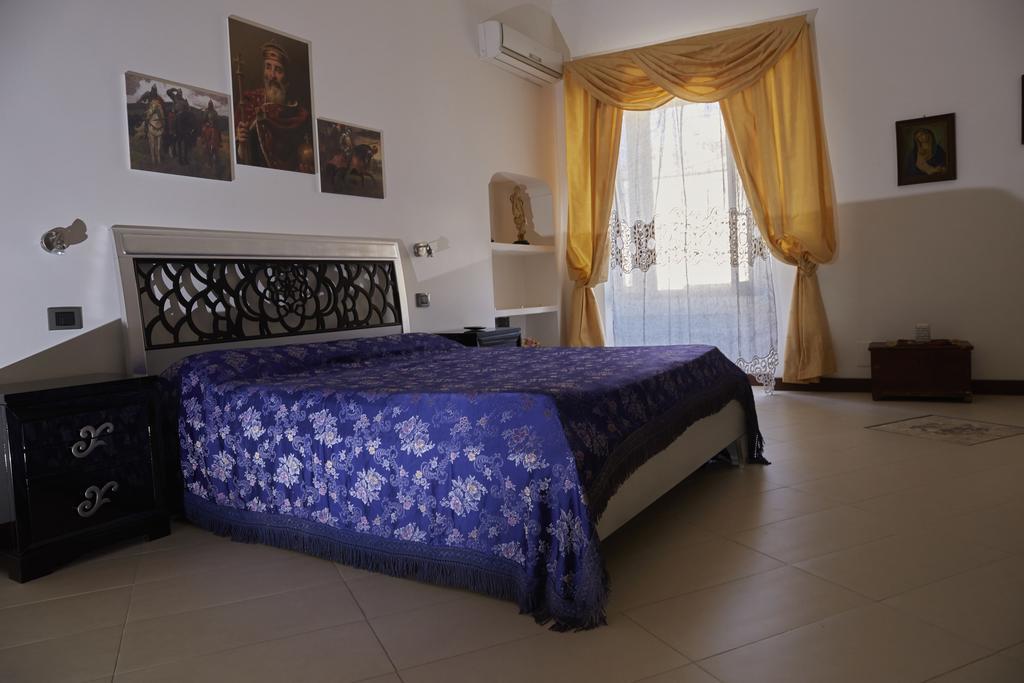 B&B Palazzo Della Torre Peschici Extérieur photo