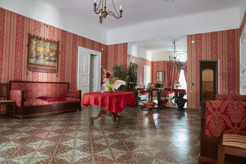 B&B Palazzo Della Torre Peschici Extérieur photo